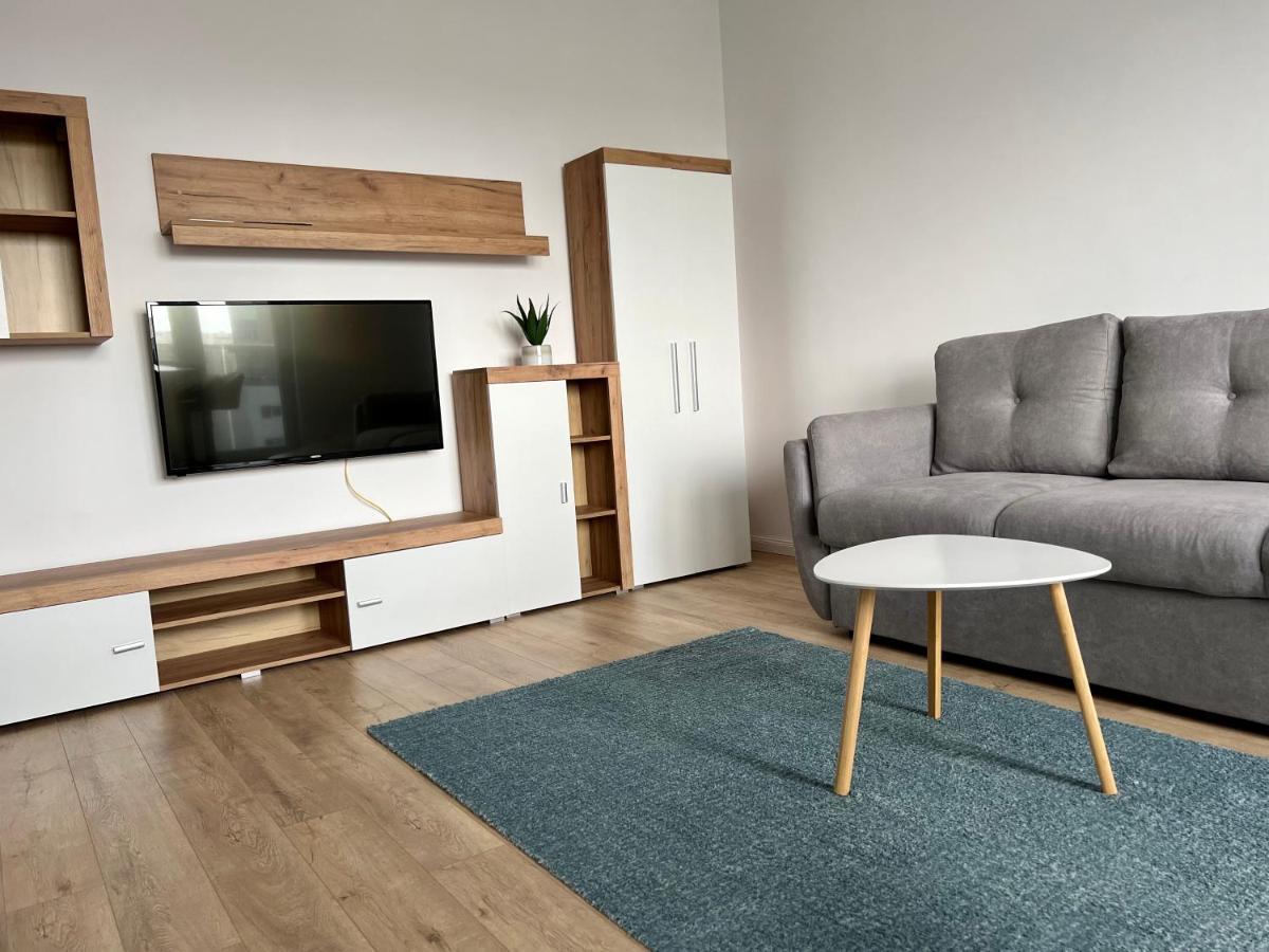Central Riverfront Apartment Букурещ Екстериор снимка